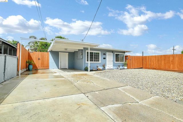 37 Beach Dr, Bay Point, CA 94565