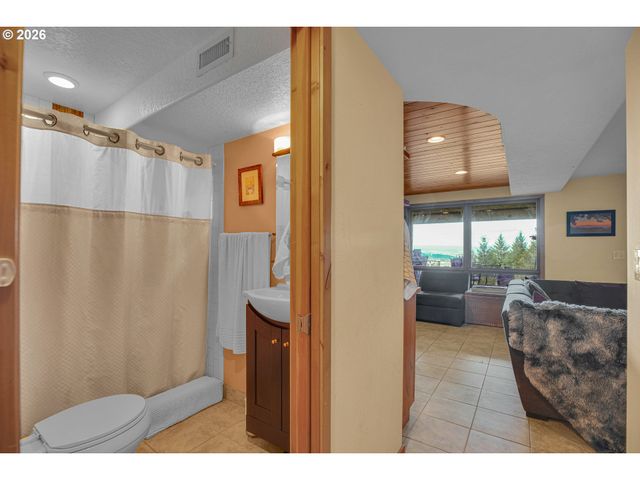 3850 Sw PUMA Dr, Forest Grove, OR 97116