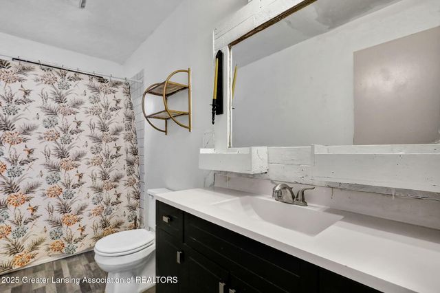 709 Jessop Avenue, Lansing, MI 48910