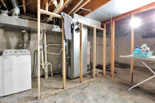 709 Jessop Avenue, Lansing, MI 48910