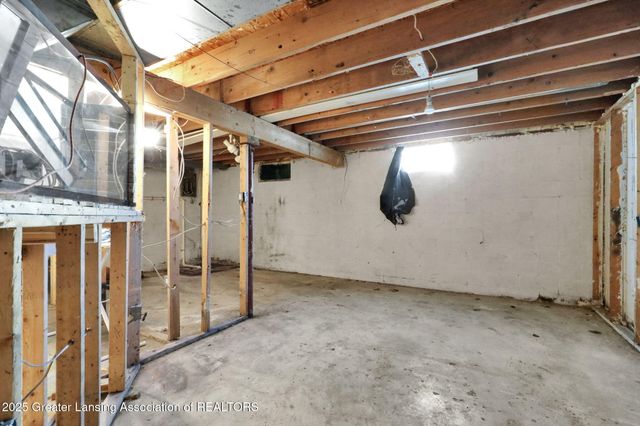 709 Jessop Avenue, Lansing, MI 48910