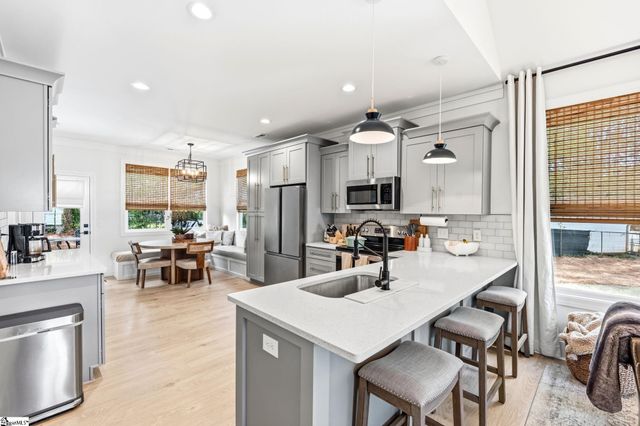 27 Sycamore Drive, Greenville, SC 29607