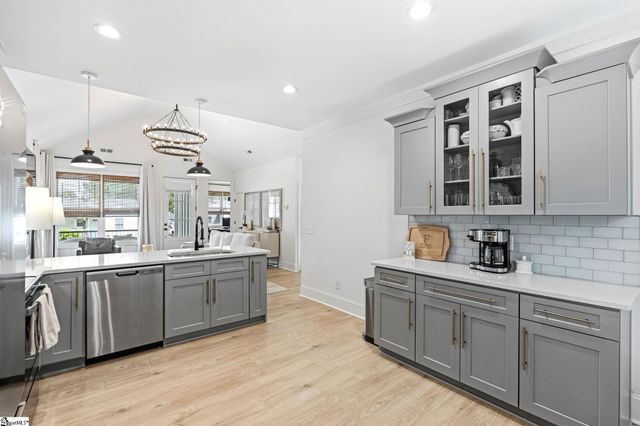 27 Sycamore Drive, Greenville, SC 29607