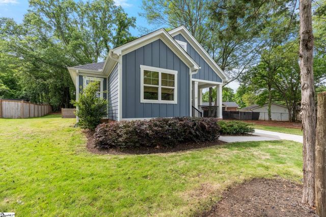 27 Sycamore Drive, Greenville, SC 29607