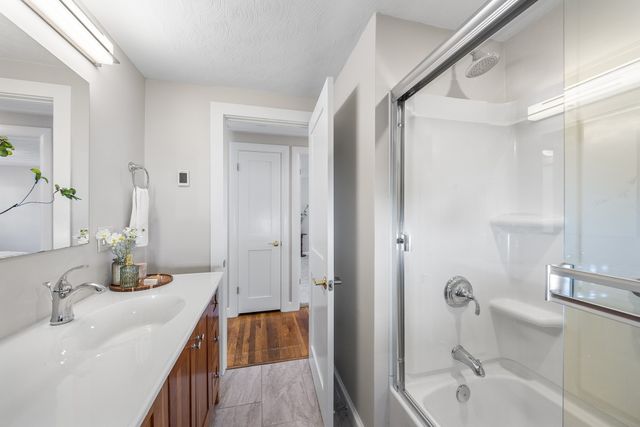 7 Puritan Rd, Danvers, MA 01923