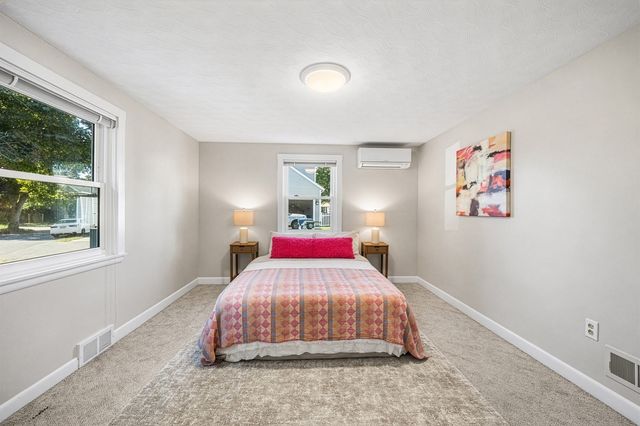 7 Puritan Rd, Danvers, MA 01923