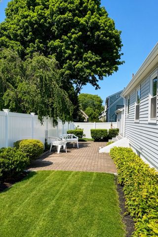 7 Puritan Rd, Danvers, MA 01923