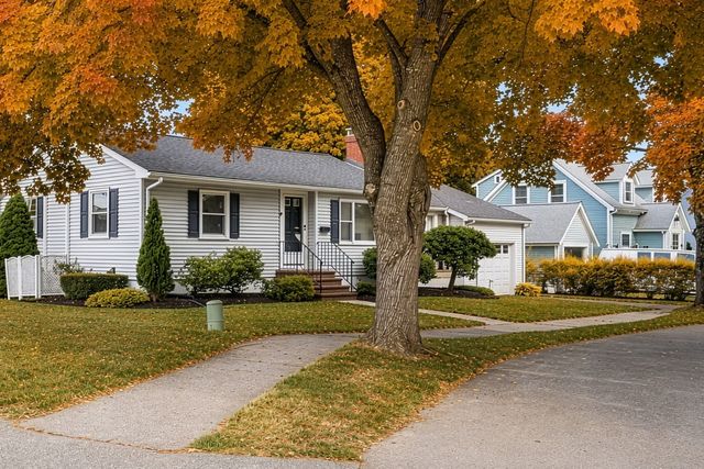 7 Puritan Rd, Danvers, MA 01923