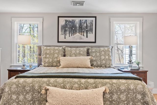 16 Thurlow Street, Georgetown, MA 01833