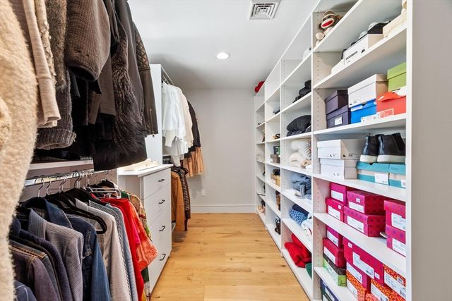 16 Thurlow Street, Georgetown, MA 01833