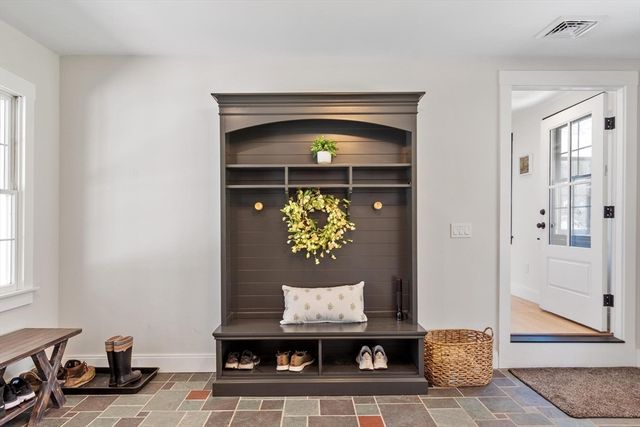 16 Thurlow Street, Georgetown, MA 01833