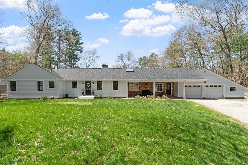 16 Thurlow Street, Georgetown, MA 01833