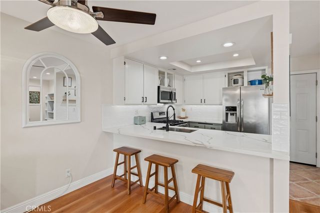 5676 E Los Angeles, Simi Valley, CA 93063