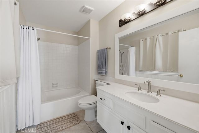 5676 E Los Angeles, Simi Valley, CA 93063