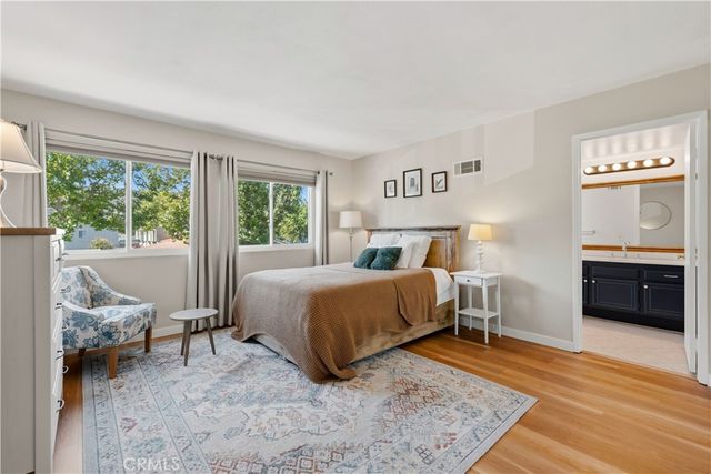 5676 E Los Angeles, Simi Valley, CA 93063