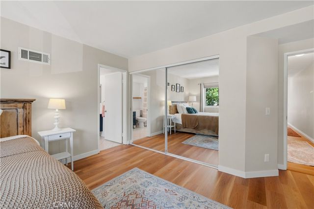 5676 E Los Angeles, Simi Valley, CA 93063