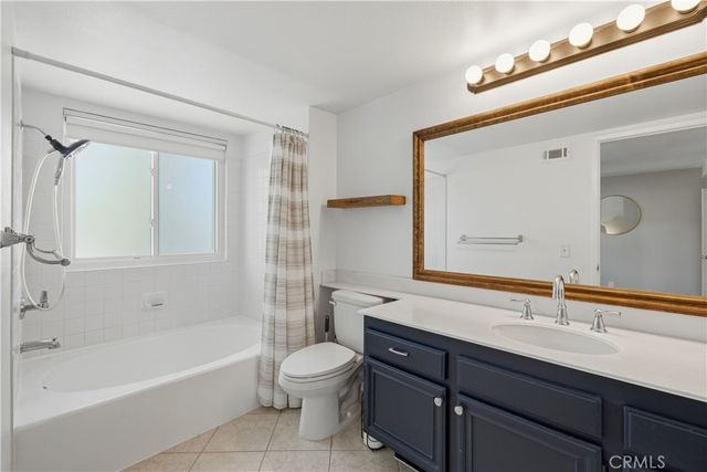 5676 E Los Angeles, Simi Valley, CA 93063