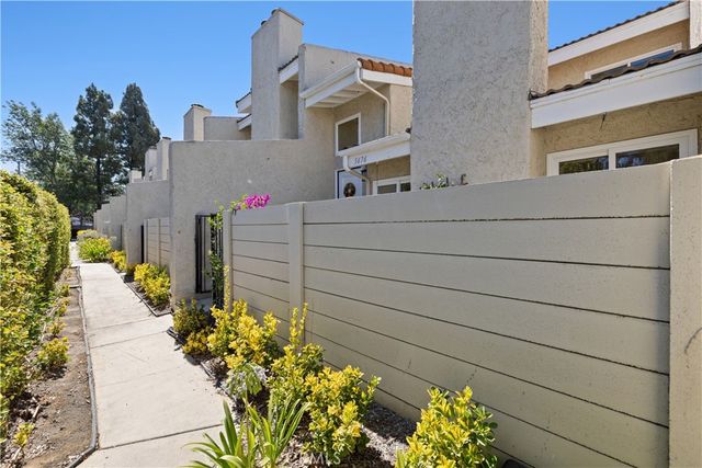 5676 E Los Angeles, Simi Valley, CA 93063