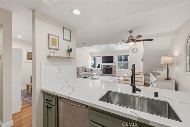 5676 E Los Angeles, Simi Valley, CA 93063