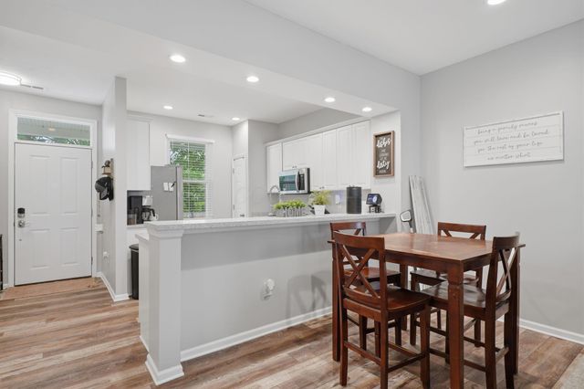 4384 Grand Crossing Boulevard, 6, Grove City, OH 43123