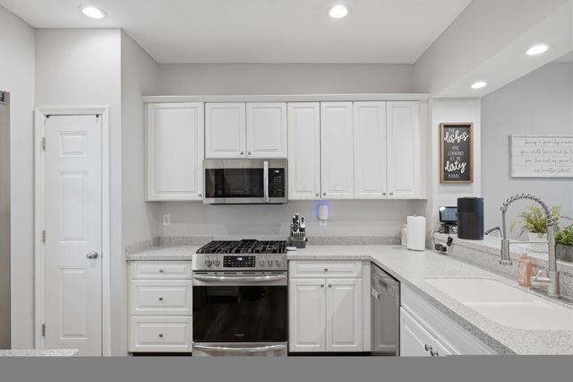 4384 Grand Crossing Boulevard, 6, Grove City, OH 43123