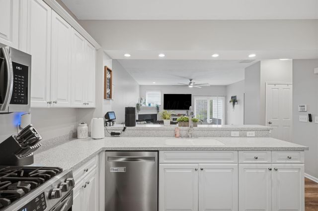 4384 Grand Crossing Boulevard, 6, Grove City, OH 43123