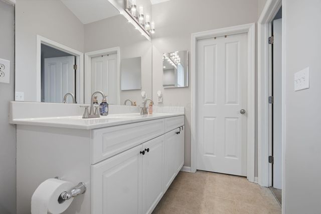 4384 Grand Crossing Boulevard, 6, Grove City, OH 43123