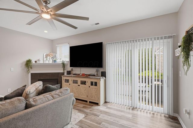 4384 Grand Crossing Boulevard, 6, Grove City, OH 43123