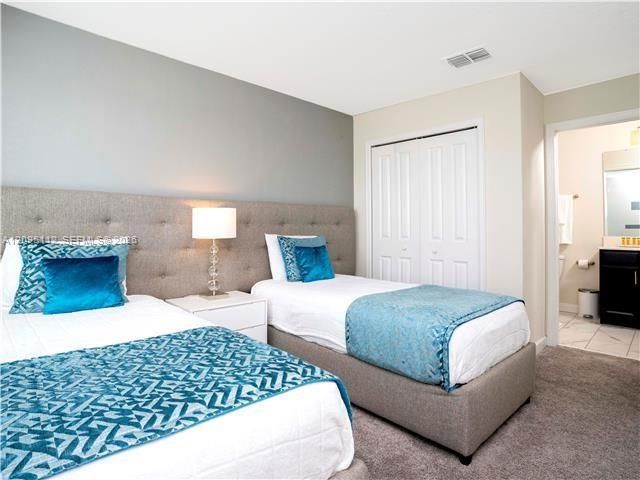 1568 Maidstone Court, Davenport, FL 33896