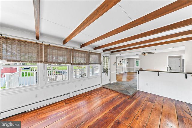 225 CHESTNUT ST, Newtown Square, PA 19073