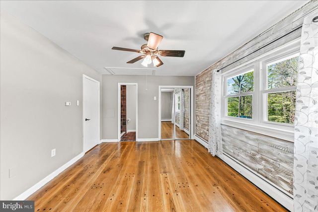 225 CHESTNUT ST, Newtown Square, PA 19073