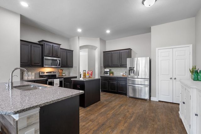 204 Ovaletta Drive, Justin, TX 76247