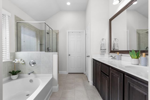 204 Ovaletta Drive, Justin, TX 76247