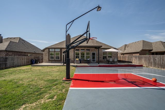 204 Ovaletta Drive, Justin, TX 76247