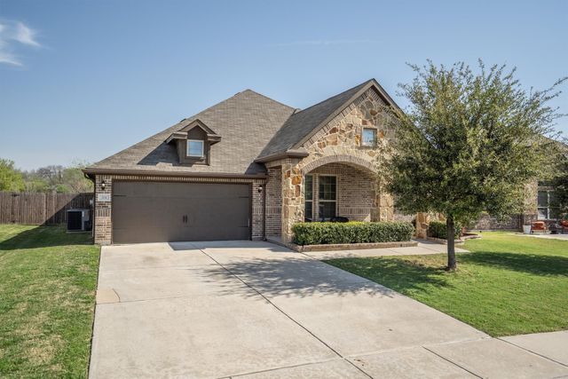 204 Ovaletta Drive, Justin, TX 76247