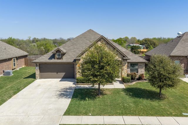 204 Ovaletta Drive, Justin, TX 76247