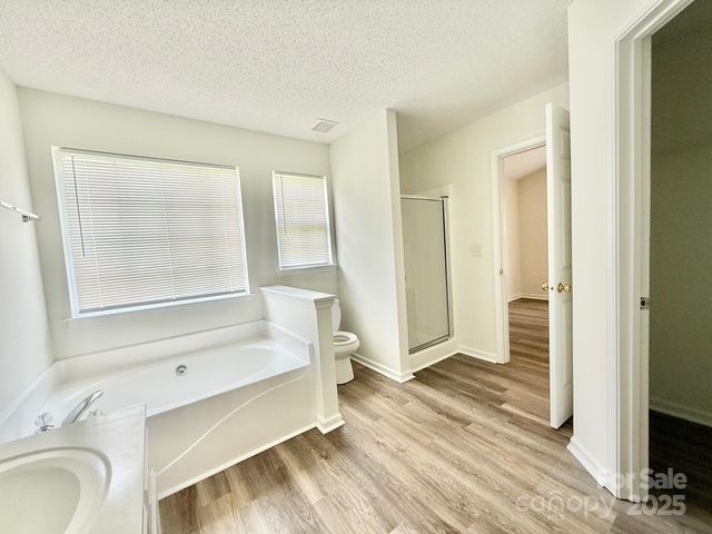 8551 Appledale Drive, Charlotte, NC 28262
