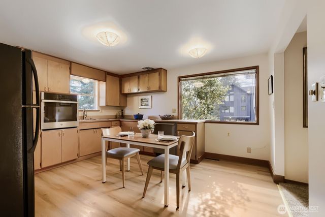 3056 50th Avenue SW, Seattle, WA 98116