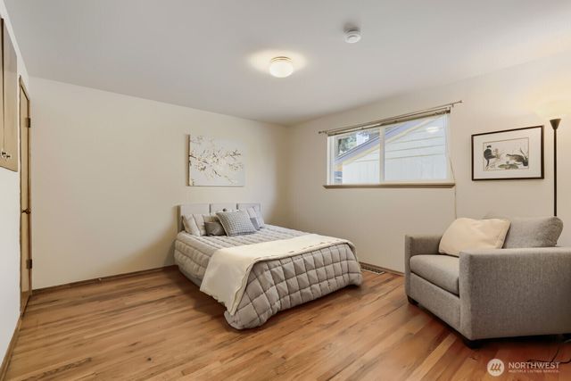 3056 50th Avenue SW, Seattle, WA 98116