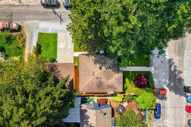 3056 50th Avenue SW, Seattle, WA 98116