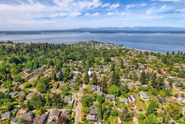 3056 50th Avenue SW, Seattle, WA 98116