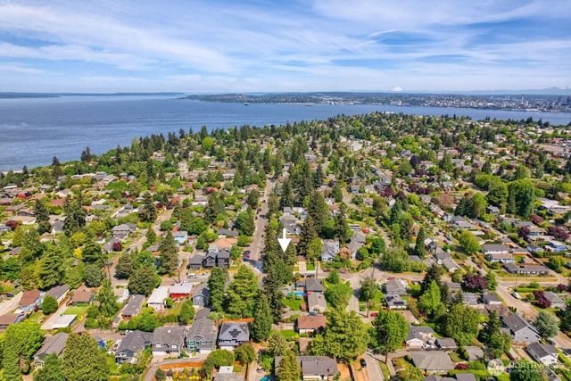 3056 50th Avenue SW, Seattle, WA 98116