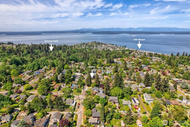 3056 50th Avenue SW, Seattle, WA 98116