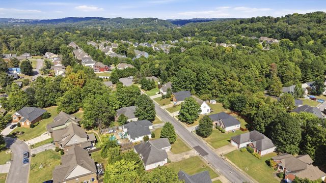 8452 Lady Slipper Road, Chattanooga, TN 37421