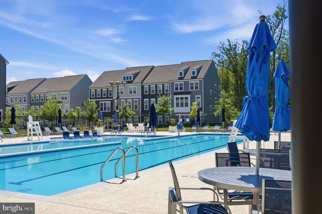 2208 POTOMAC RIVER BLVD, Dumfries, VA 22026