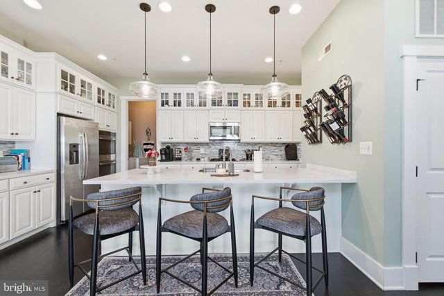 2208 POTOMAC RIVER BLVD, Dumfries, VA 22026