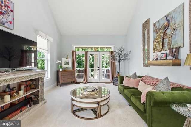 2208 POTOMAC RIVER BLVD, Dumfries, VA 22026