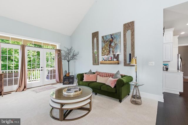 2208 POTOMAC RIVER BLVD, Dumfries, VA 22026