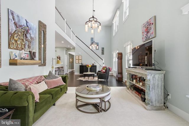 2208 POTOMAC RIVER BLVD, Dumfries, VA 22026