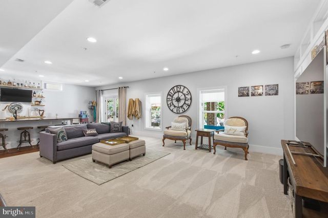 2208 POTOMAC RIVER BLVD, Dumfries, VA 22026